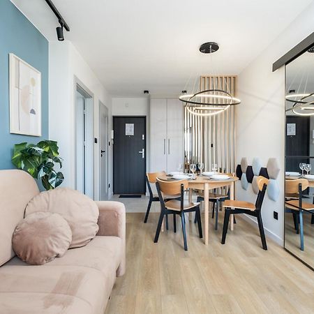 Blue Matcha Premium Apartment Okopowa وارسو المظهر الخارجي الصورة